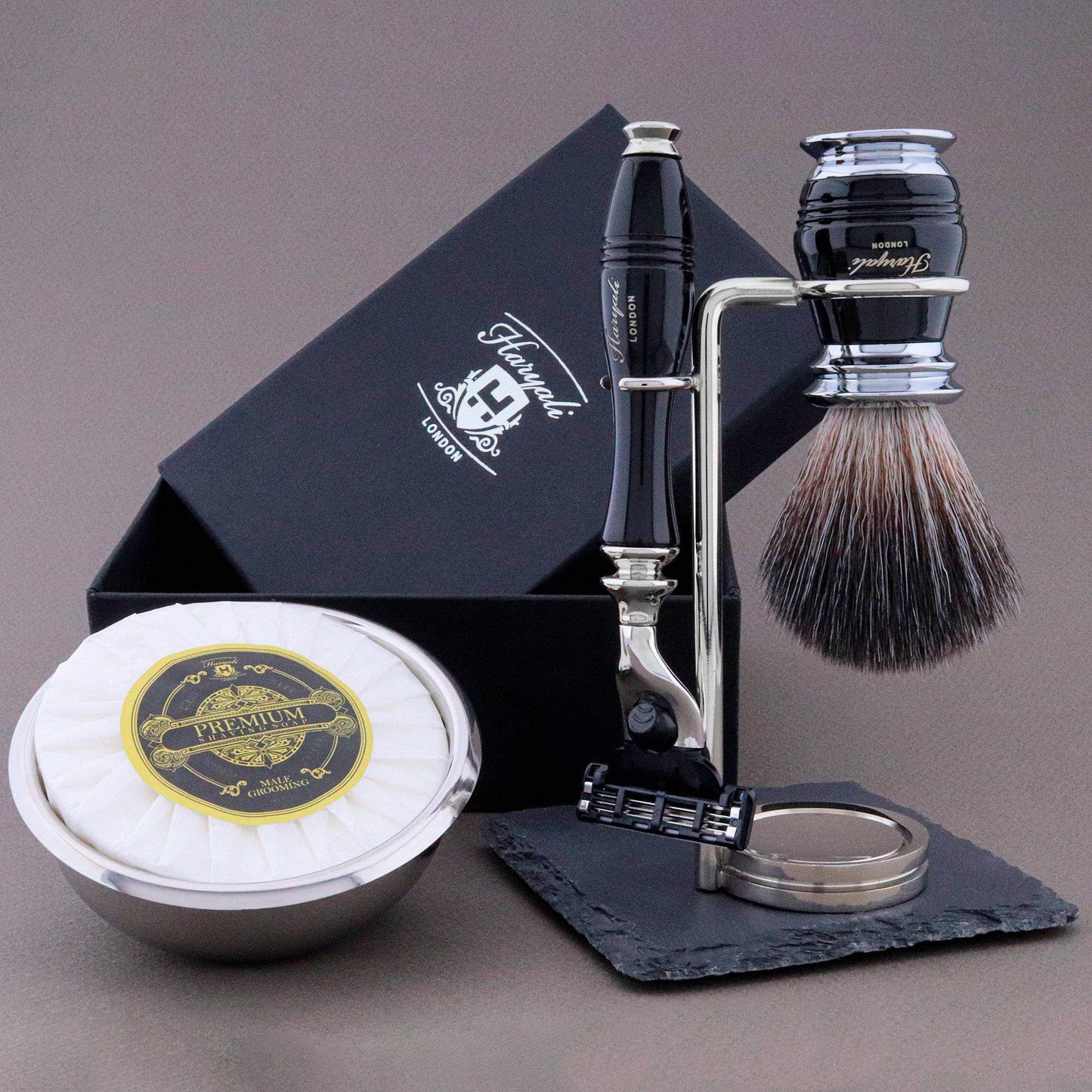 Haryali's Groove Range Shaving Kit - HARYALI LONDON