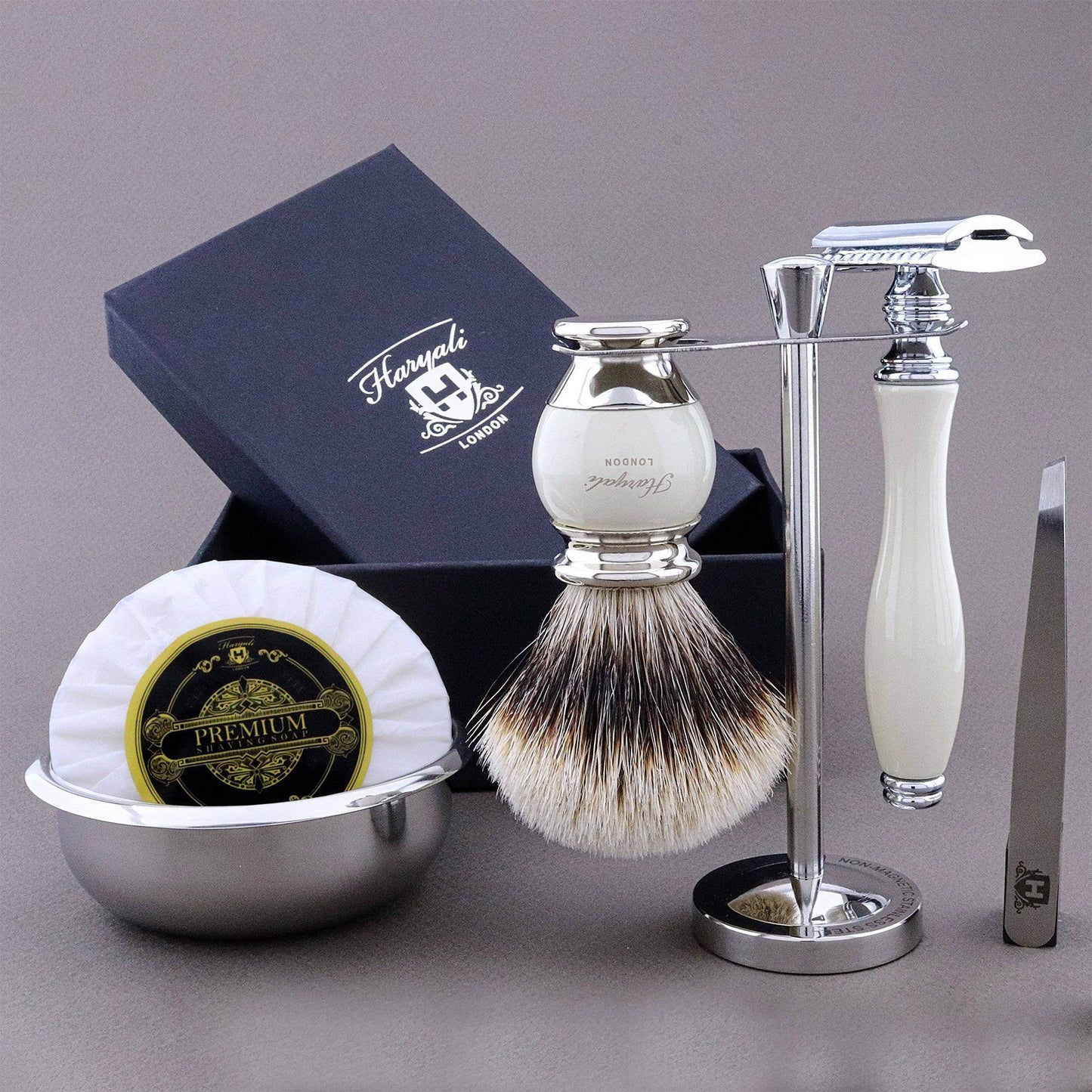 Haryali's Heritage Range Shaving Kit