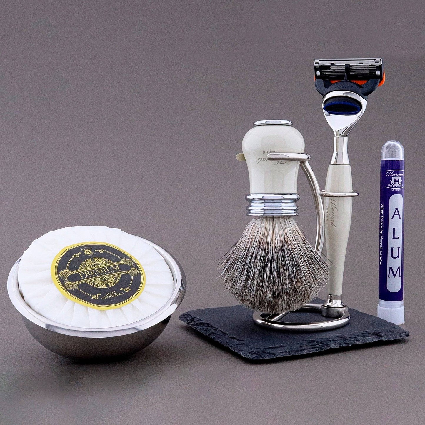 Haryali's Victoria Range Shaving Kit
