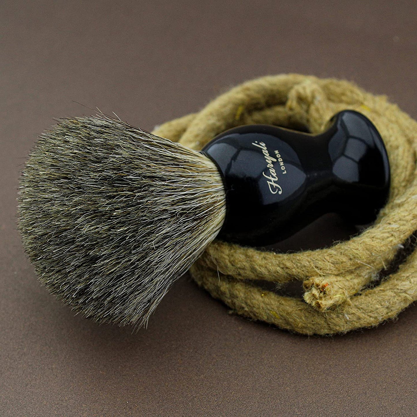Haryali's Straight Edge Razor Kit - Black Color