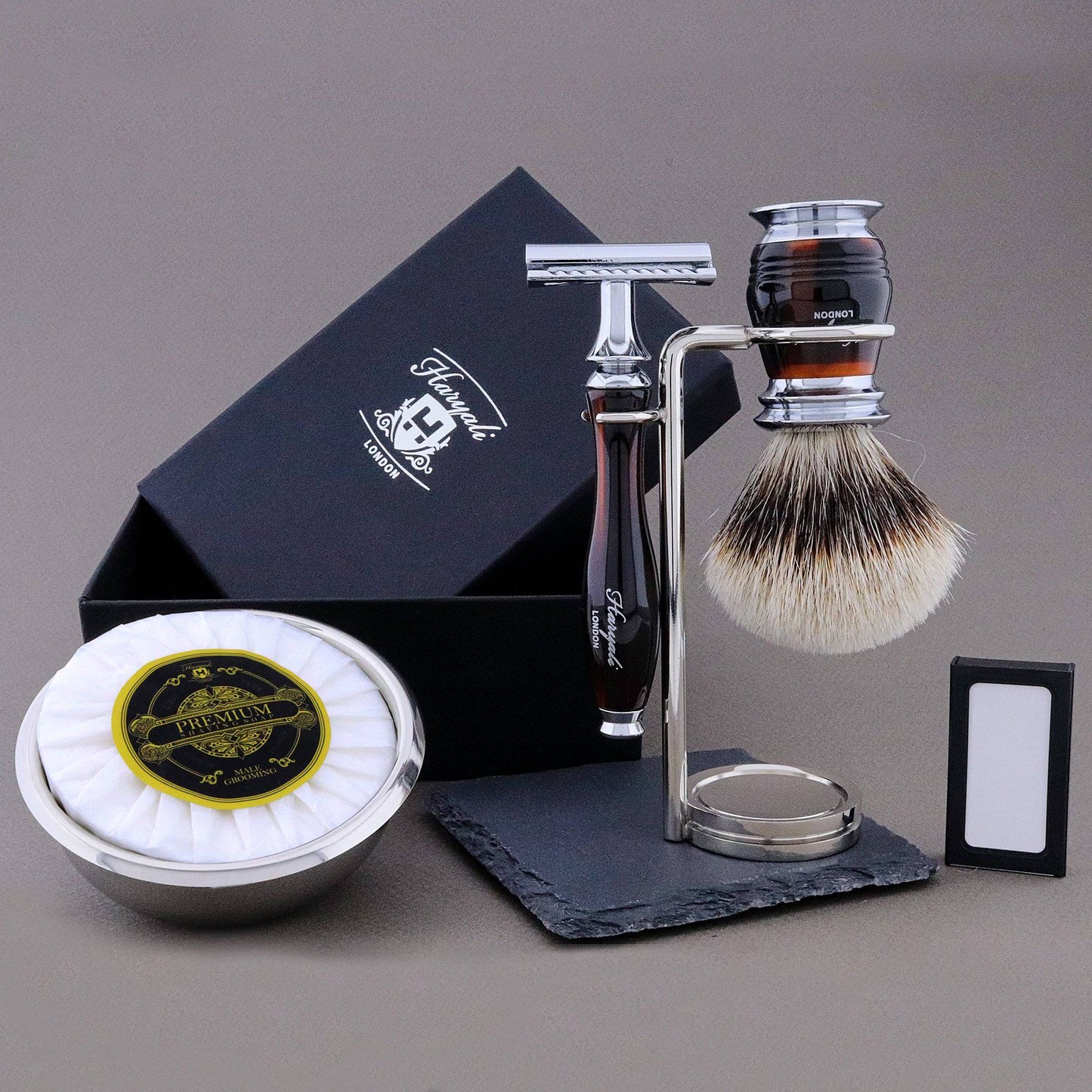 Haryali's Groove Range Shaving Kit