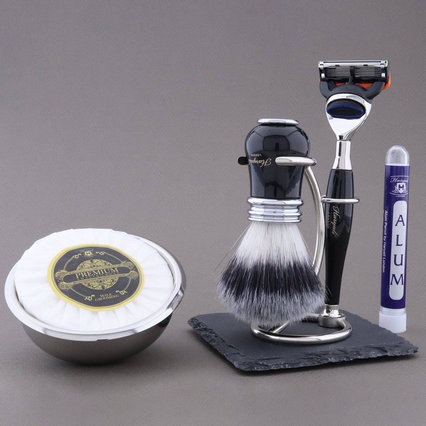 Haryali's Victoria Range Shaving Kit
