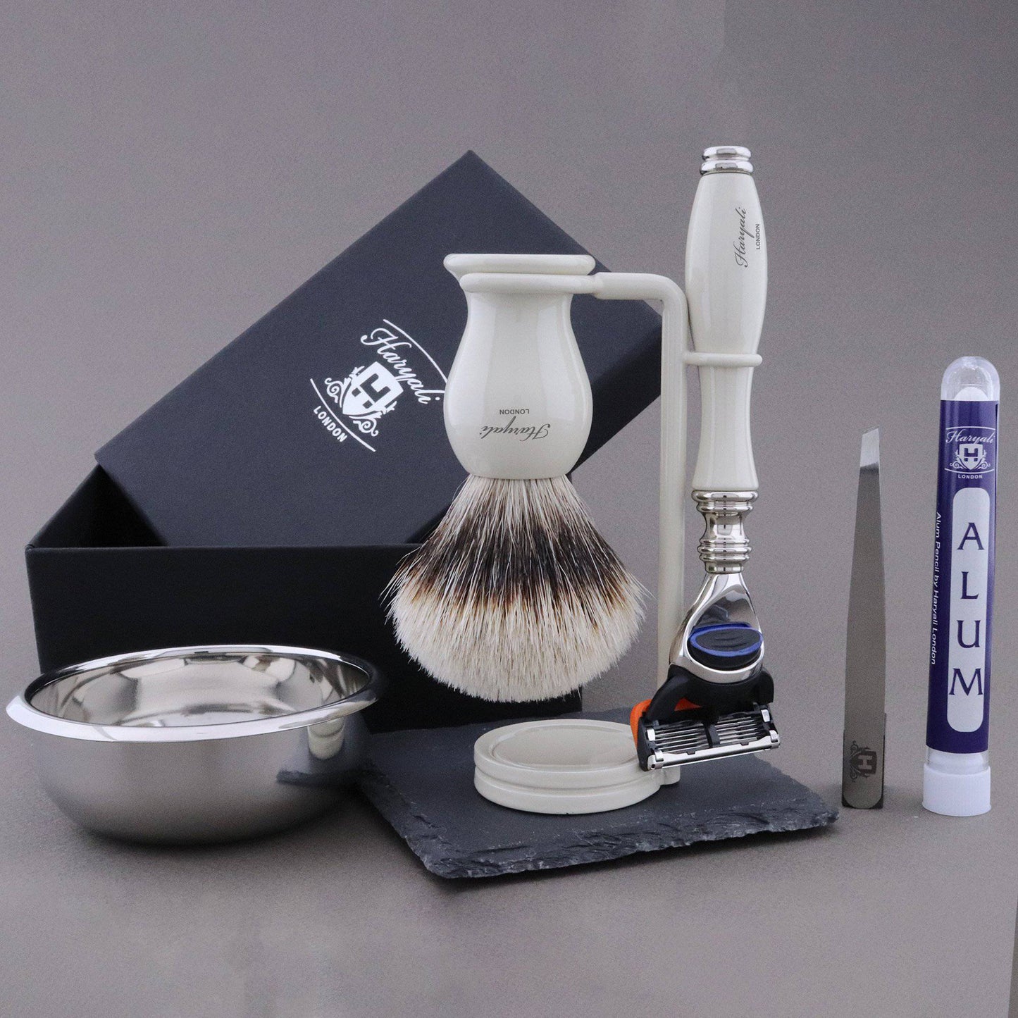 Haryali's Grace Range Shaving Kit