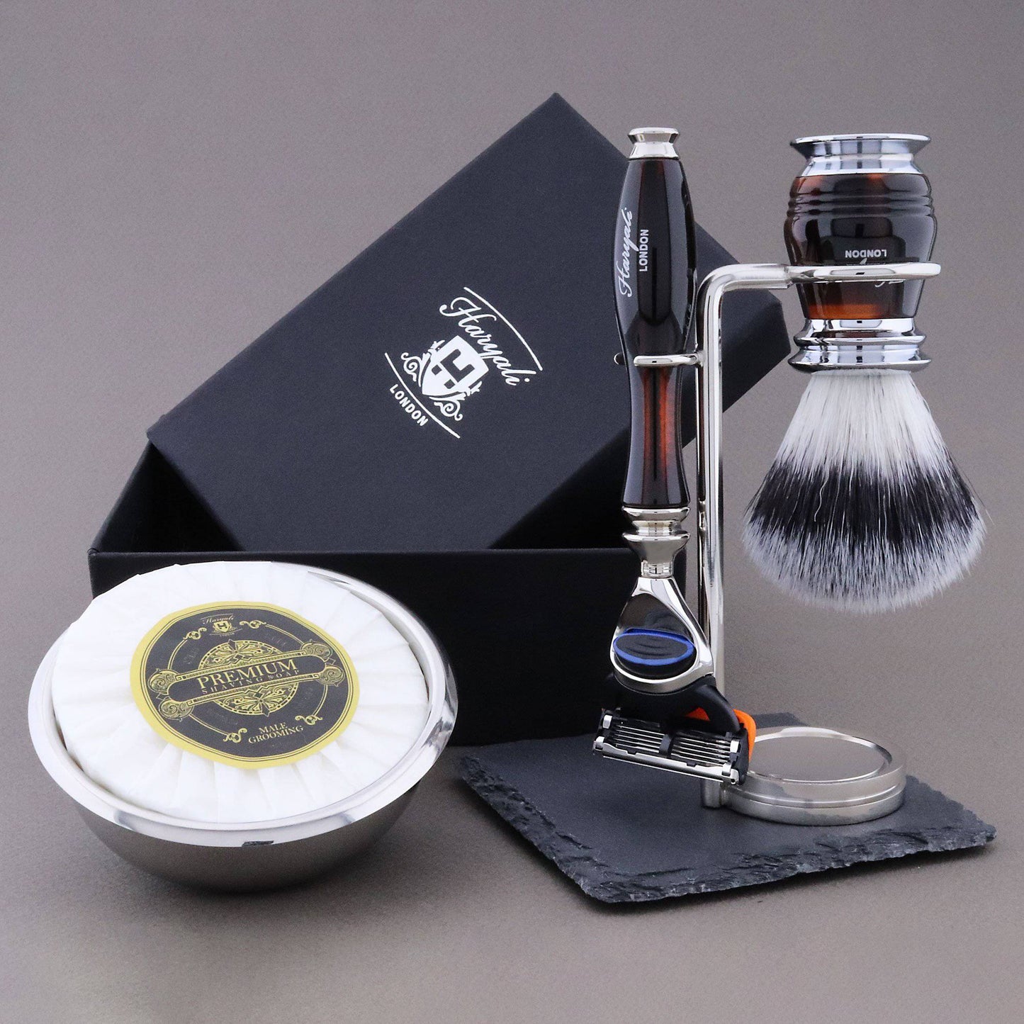 Haryali's Groove Range Shaving Kit