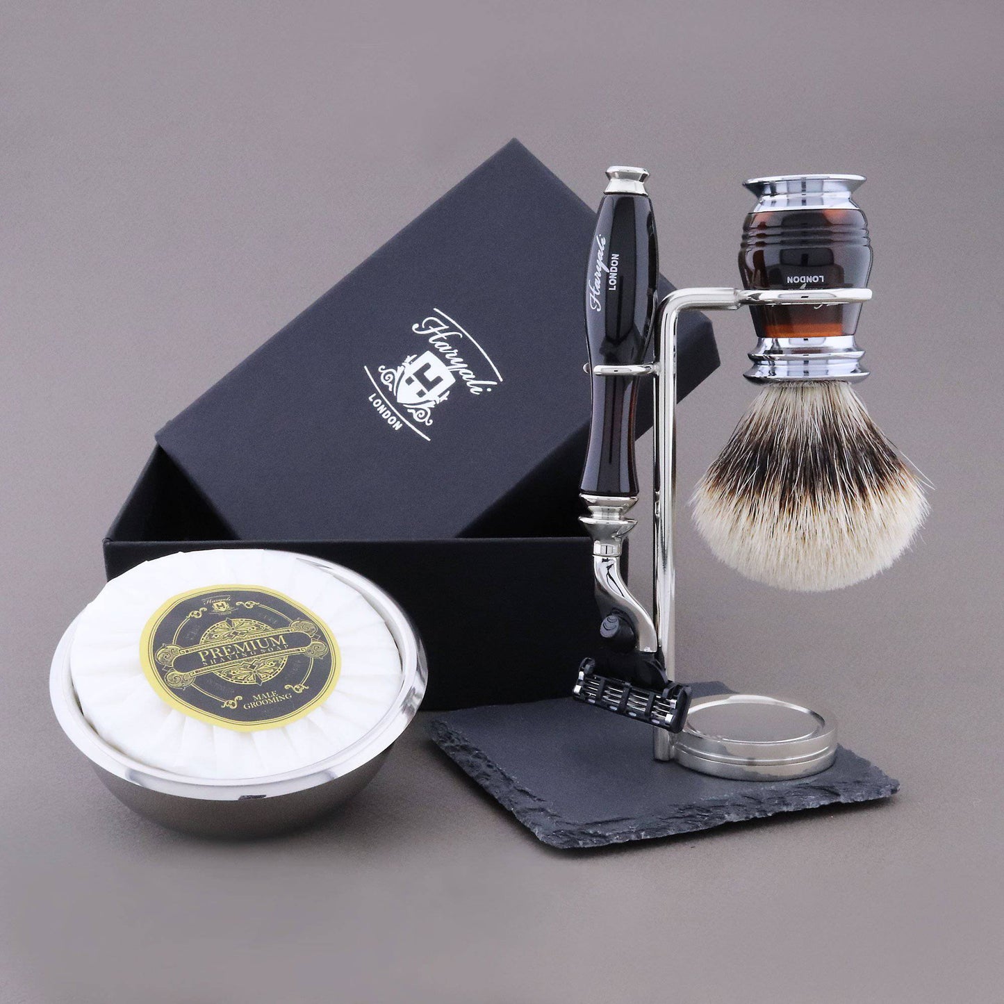 Haryali's Groove Range Shaving Kit