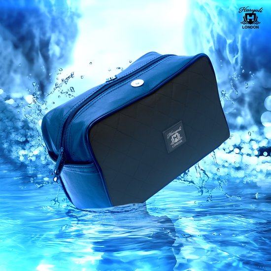 Schwarzer Kulturbeutel für einfaches Reisen