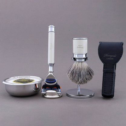 Haryali's Drum Range Shaving Kit - HARYALI LONDON