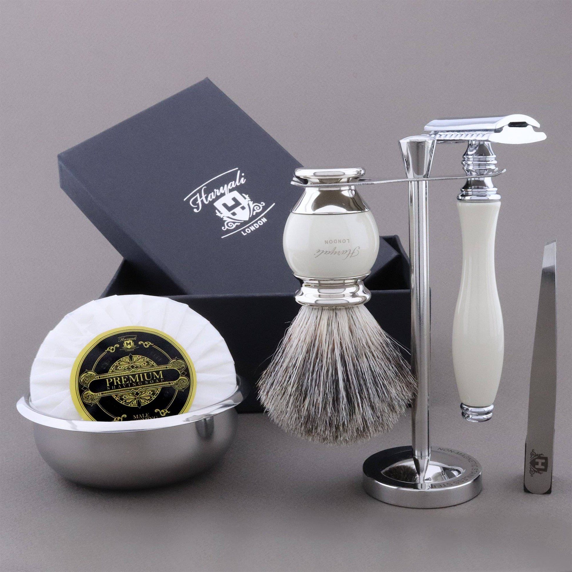 Haryali's Vase Range Shaving Kit - HARYALI LONDON