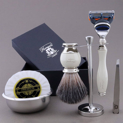 Haryali's Vase Range Shaving Kit - HARYALI LONDON