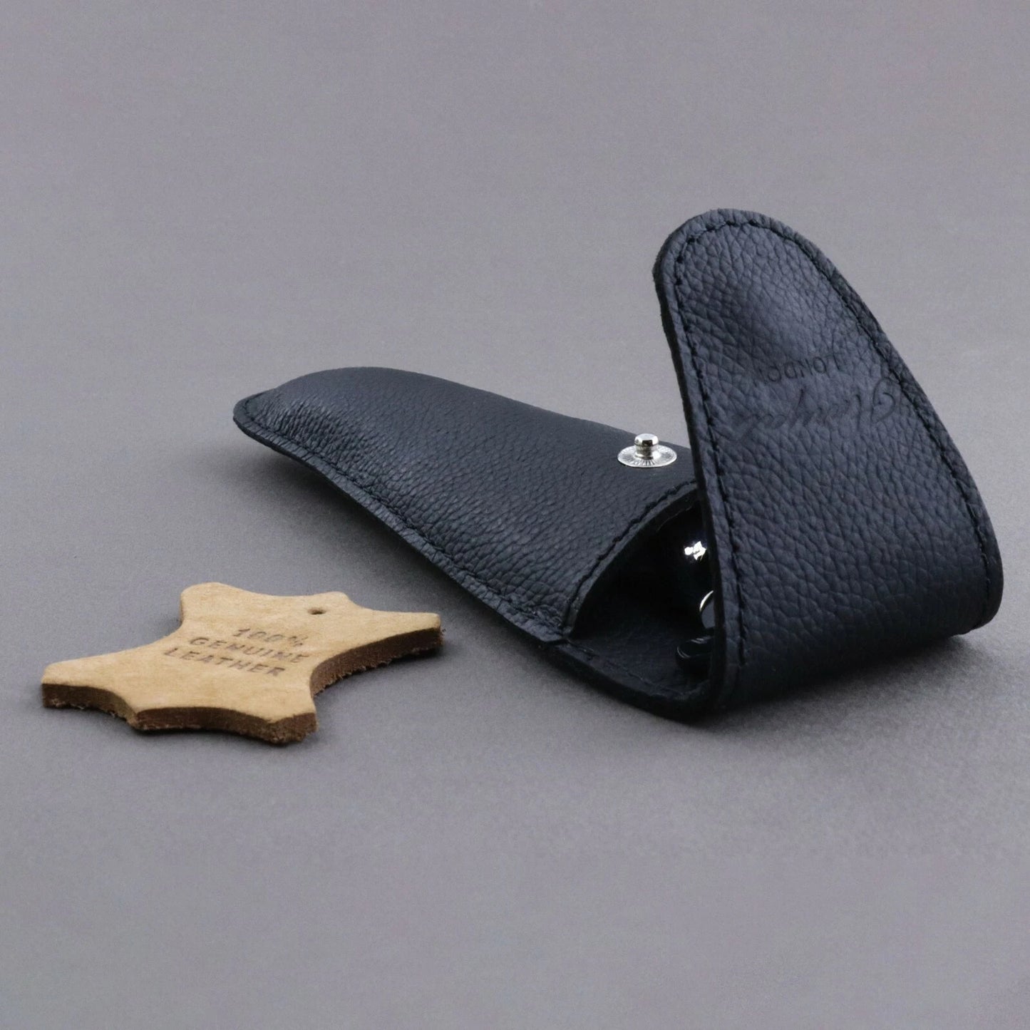 Black Leather Razor Pouch Travel Case for 5 Blade Razors - HARYALI LONDON