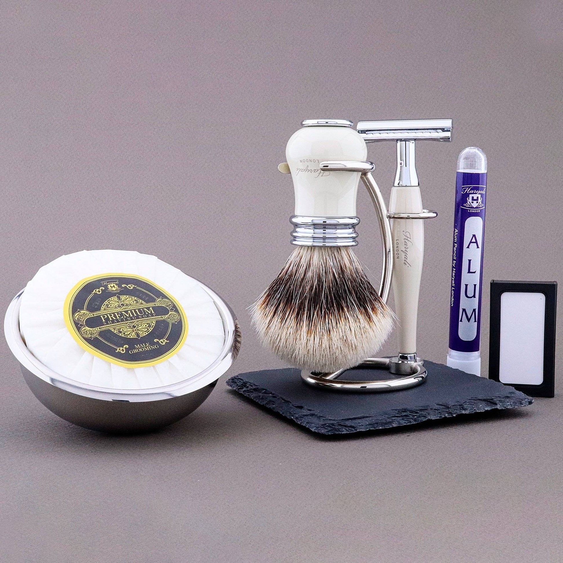 Haryali's Victoria Range Shaving Kit 