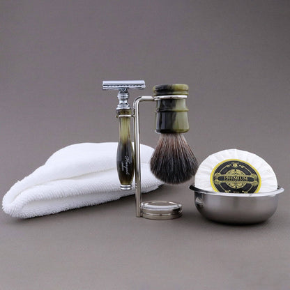 Haryali's Legend Range Shaving Kit 