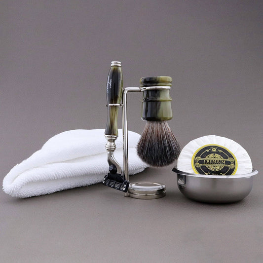 Haryali's Legend Range Shaving Kit 