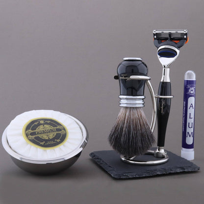 Haryali's Victoria Range Shaving Kit 