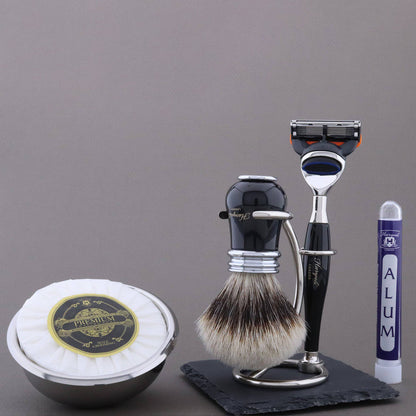 Haryali's Victoria Range Shaving Kit 