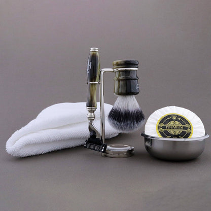 Haryali's Legend Range Shaving Kit 