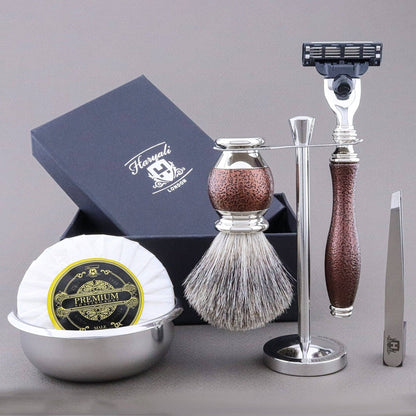 Haryali's Vase Range Shaving Kit 